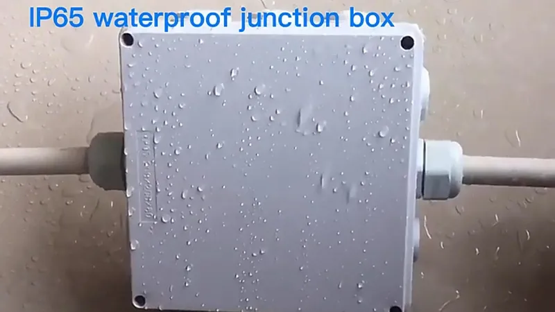 Boîte de jonction imperméable LWBABT